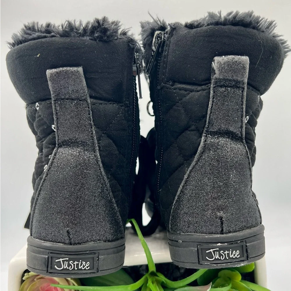 🌺Justice Girl’s Glitter and Fuzzy Black Booties 🌸🌺